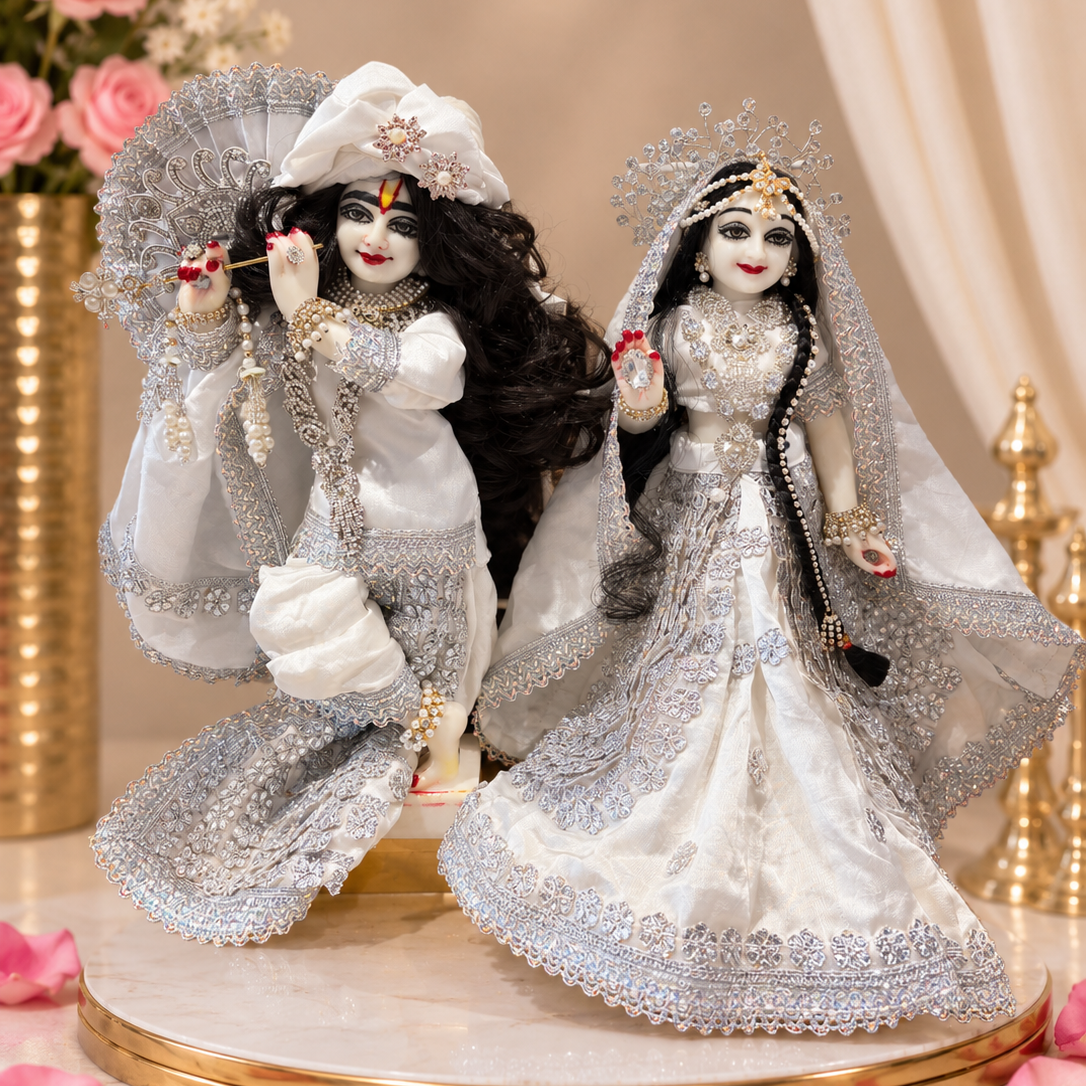 Safed Ishq Radha Krishna Poshak