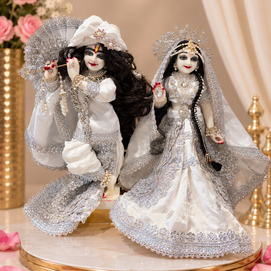 Safed Ishq Radha Krishna Poshak